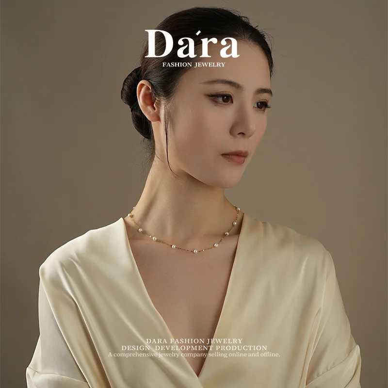 Freshwater pearl necklace 4.5-5.5mm white pearls near-round shape with strong luster, elegant daily accessory for women