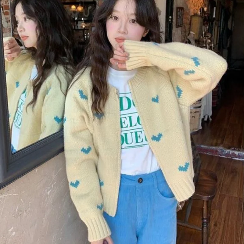 

Новая коллекция: Женский вязаный кардиган в японском стиле с жаккардовым узором, свободный крой, повседневный дизайн, весна-осень