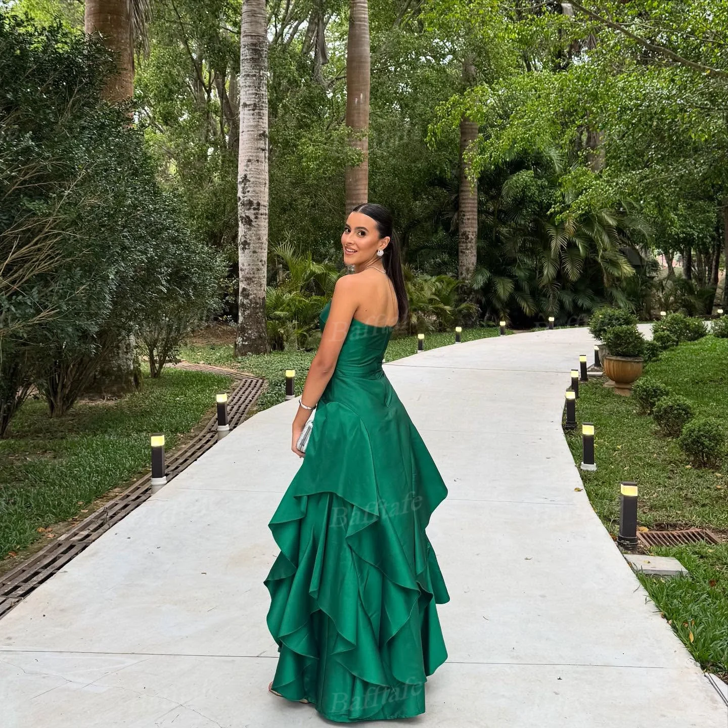 Bafftafe Groene Zijde Satijn Avondjurken Aangepaste Ruches Dames Galajurken Arabische Formele Feest Speciale Celebrity Jurk