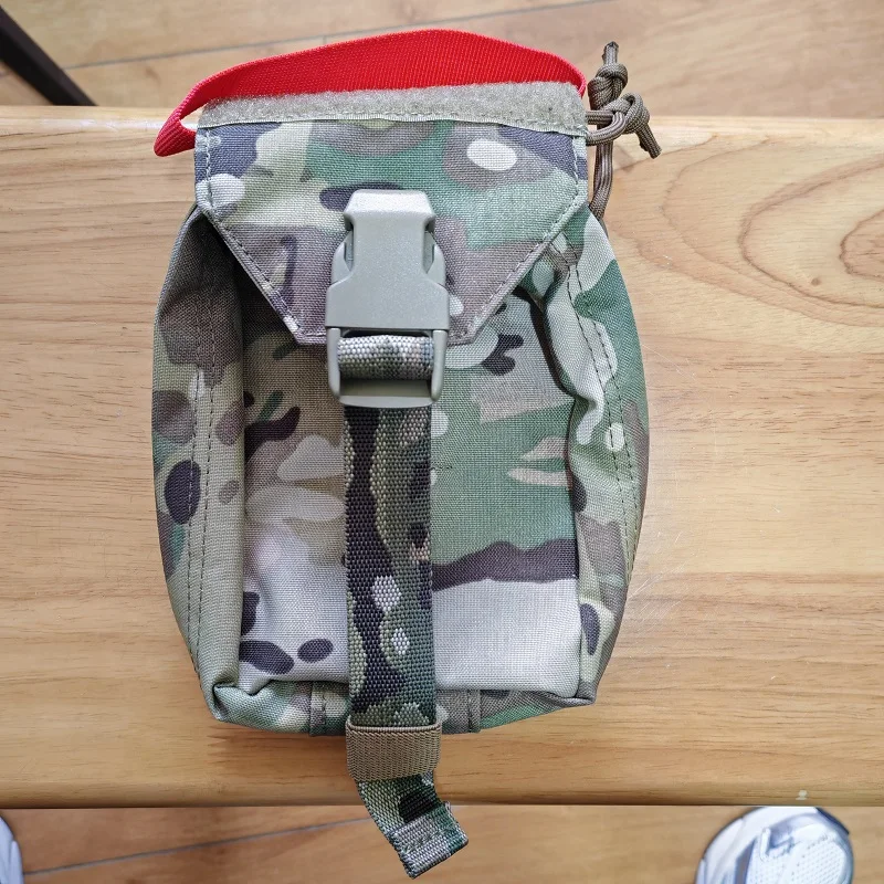 Outdoor Quick Detachable Vertical Miscellaneous Medical Bag