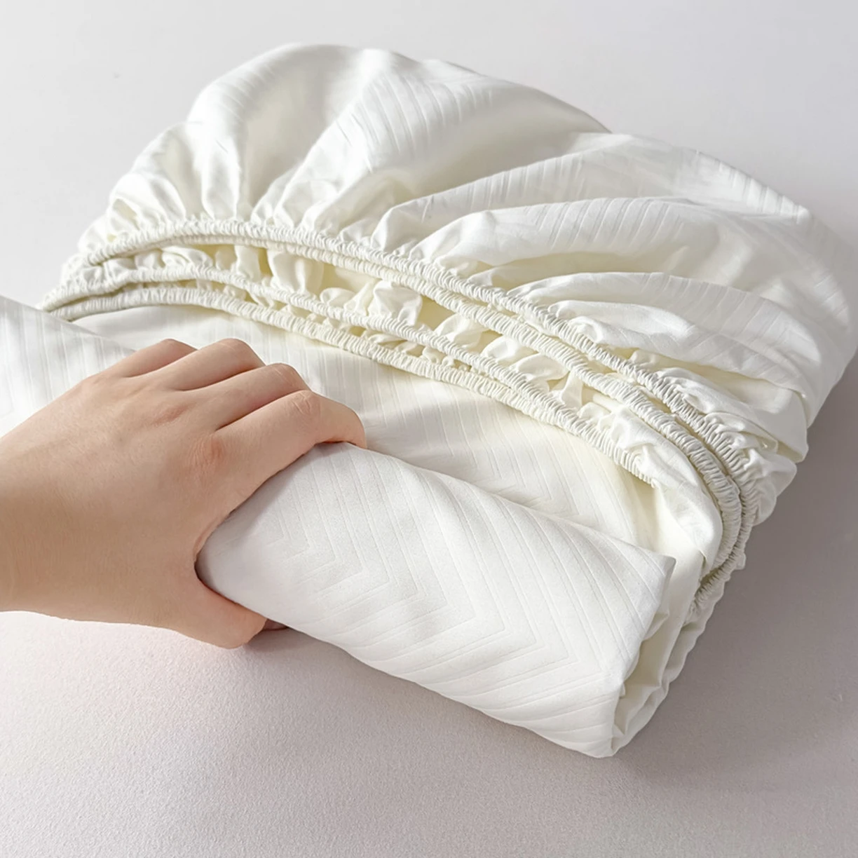 Simple All-inclusive Bed Cover For Mattress With Anti-slip Fixation And Positioning Suitable For All Seasons