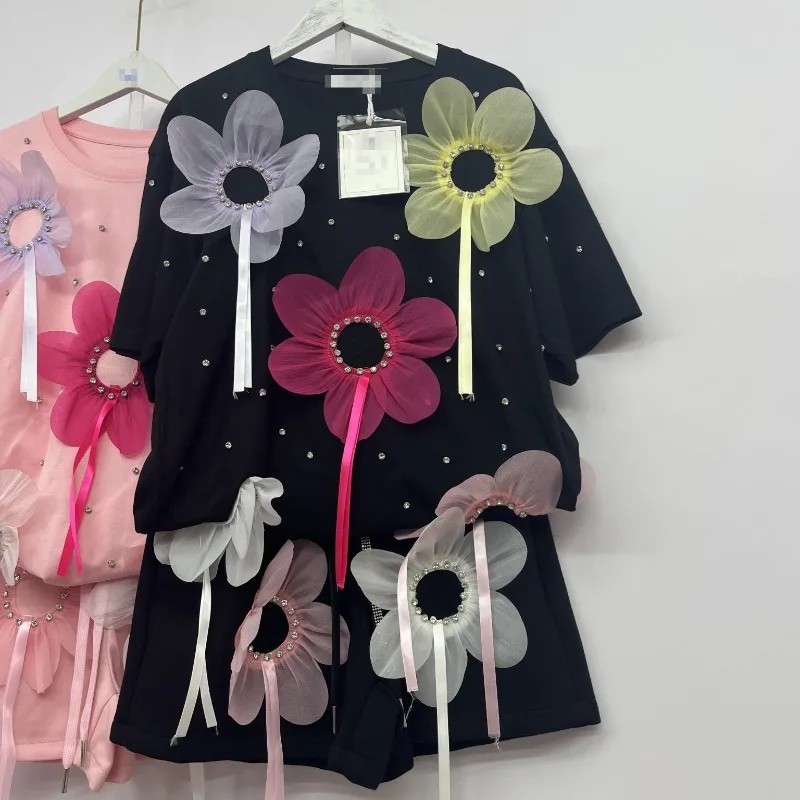 European Diamond-encrusted Three-dimensional Flower Decorative Short-sleeved T-shirt Top with Elastic Waist Wide-leg Shorts Set