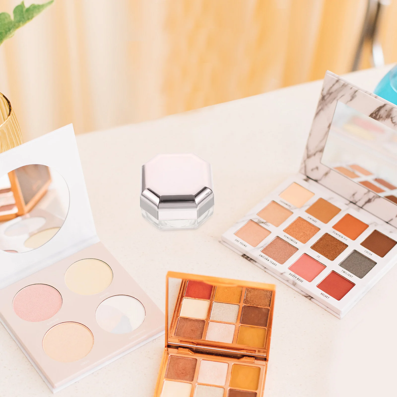 Mini-Lose-Behälter, nachfüllbar, Kunststoff, kompakt, leicht, Reise-Puder-Etui mit Puff, leer, Gesichtspuder-Spender, Make-up