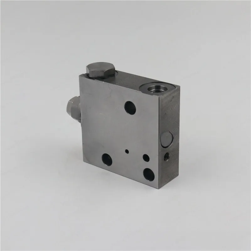 

High-quality hydraulic control valve, Komatsu excavator hydraulic valve