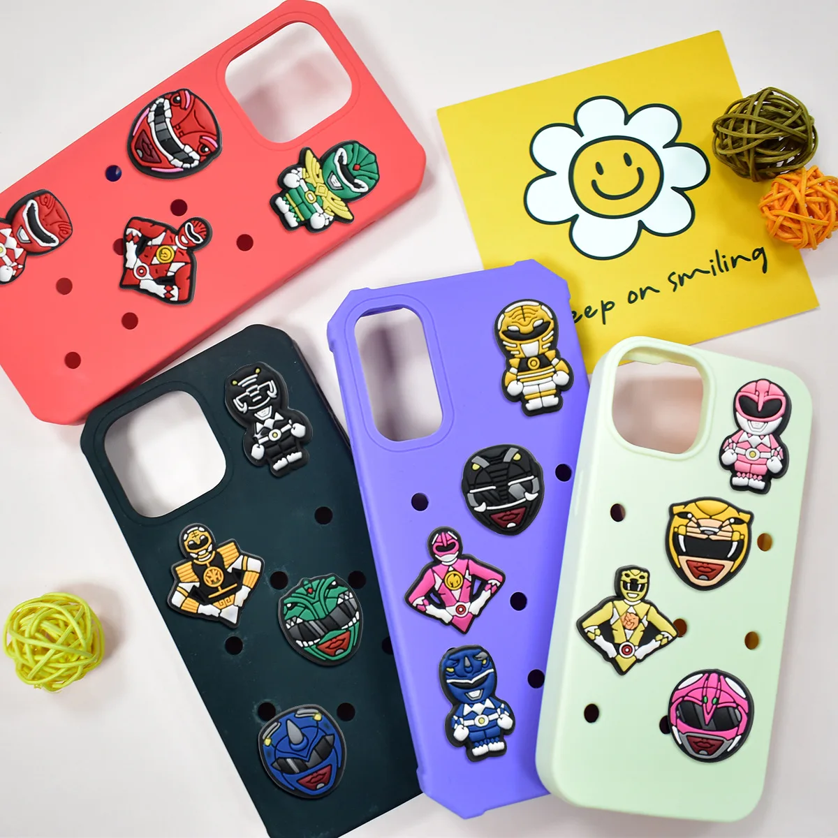 مزيج 6-198 قطعة لعبة روبوت الأحذية السحر البلاستيكية إكسسوارات الأحذية ل قباقيب الصنادل الديكور مشبك الاطفال هدايا عيد الميلاد والهالوين