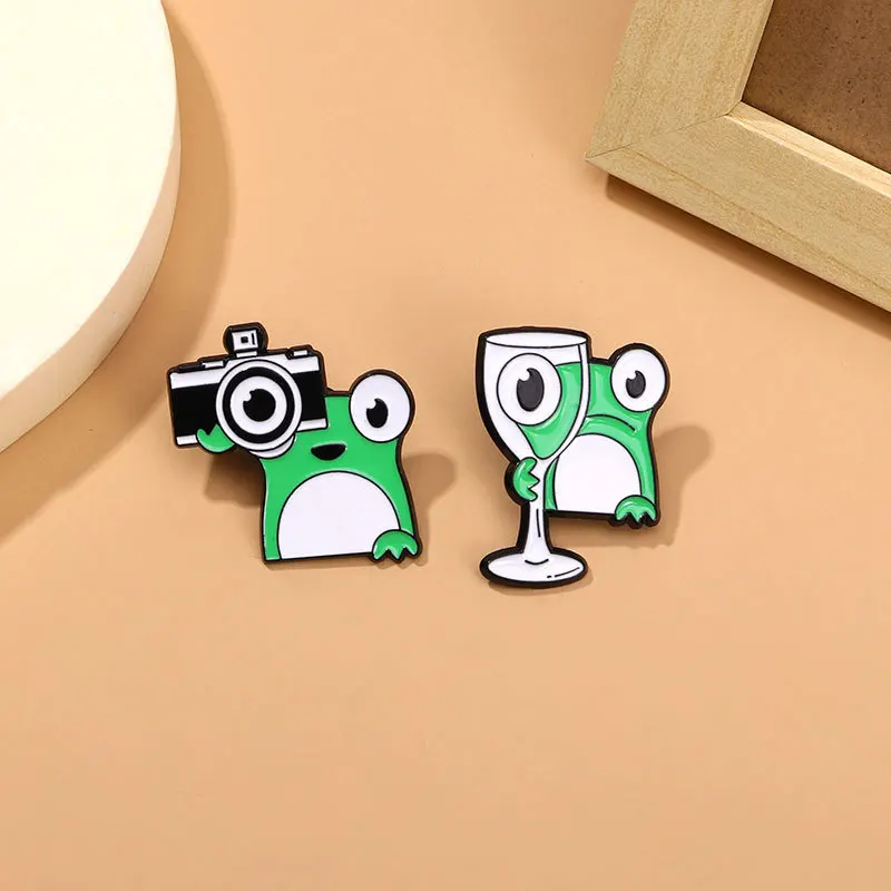 Cute Cartoon Funny Frog Enamel Brooch Creative Goblet Camera Lapel Pin Badge Backpack Clothing Hat Accessories