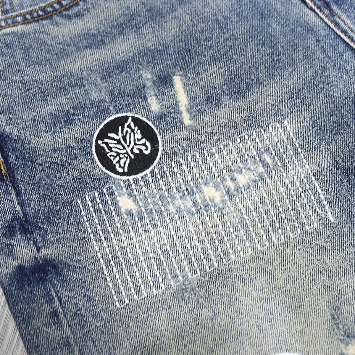 Street Fashion Men Jeans Summer Vintage Retro Blue Straight Fit Ripped Short Jeans Patched Designer Hip Hop Denim Shorts Men