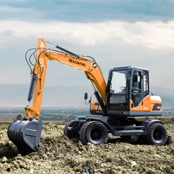 China Top Brand hengwang digger excavator 7 ton 8 ton 10 ton wheel excavator with hydraulic hammer