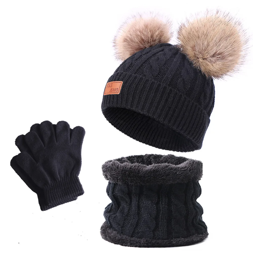 New Winter Child Beanie Hat con guanti con bavaglino set 3 Pom Baby Double Hairball berretti lavorati a maglia Girl Warm Wool addensato Neck Cover