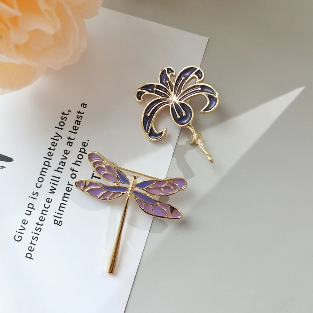 

2Pcs Fashion Fixing Fashion Brooch Dragonfly Alloy Fixing Clip Flower Alloy Brooch Breastpin Great Gift