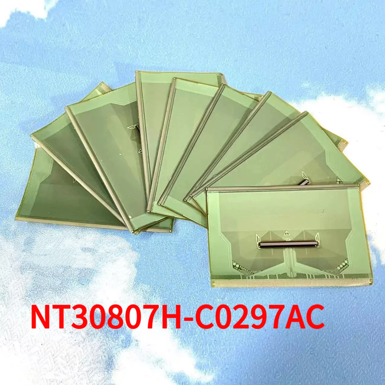 

ЖК-панель COF NT30807H-C0297AC, профессиональный демонтированный модуль в хорошем состоянии