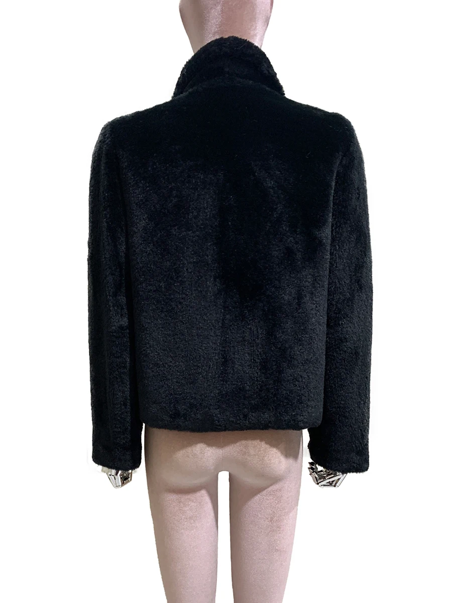 

Осень-зима, черное короткое толстое теплое мягкое пальто из искусственного меха, женское пальто с передними карманами и отложным воротником, крутая роскошная шикарная пушистая куртка 2025 шуба искусственный мех