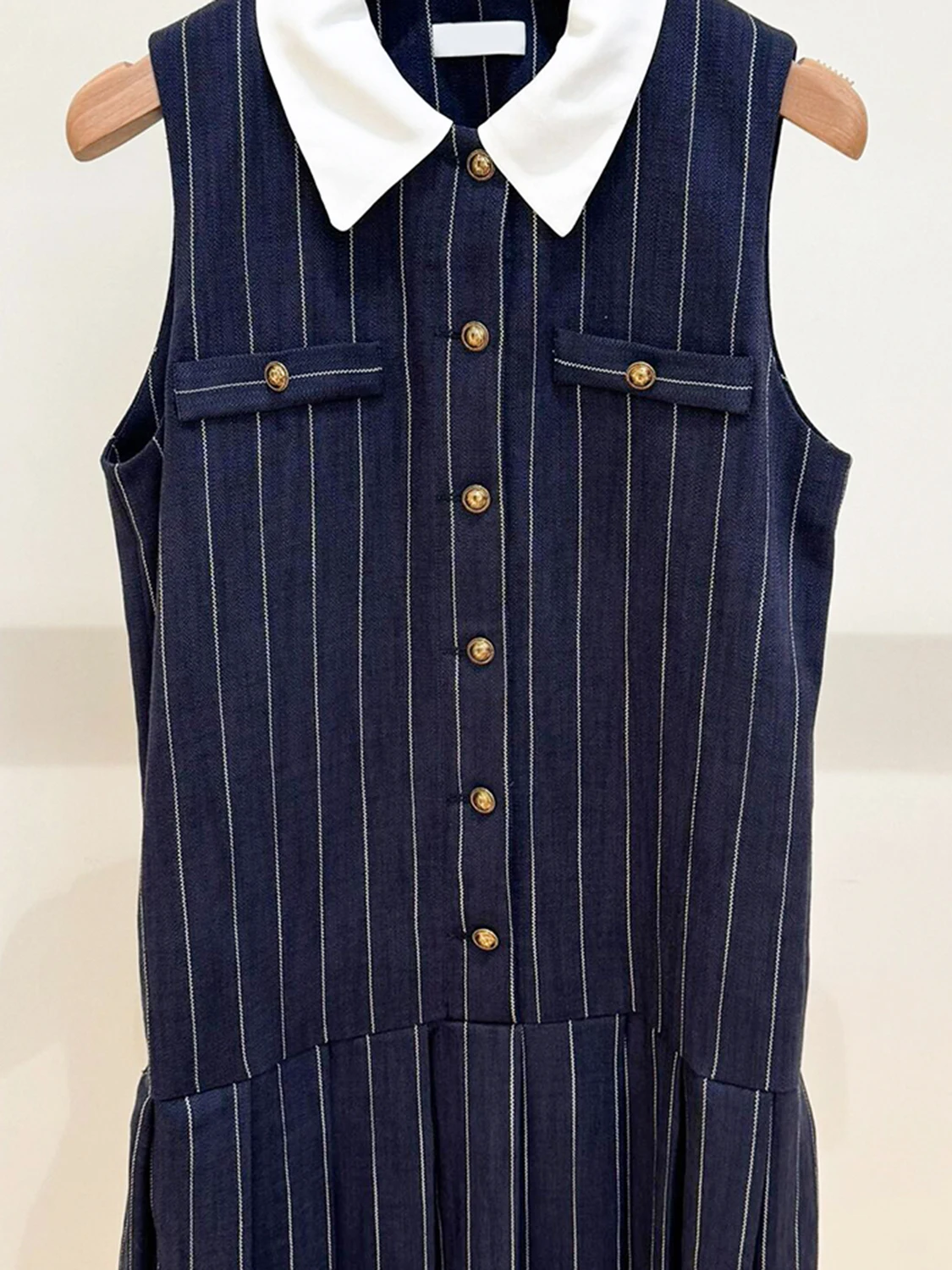 Vestido Sem Mangas de Estilo Pequ e E para Mulheres, Vestido de Moda Fena com tras e Pregas para o Outono