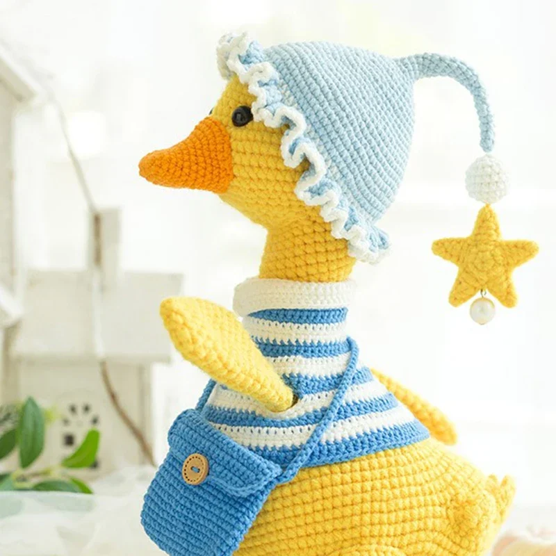 Bambole per maglieria fatte a mano grande oca bianca Regalo di compleanno Filato all'uncinetto Morbido cotone Giocattoli per bambini Regali di Natale Prodotto finito