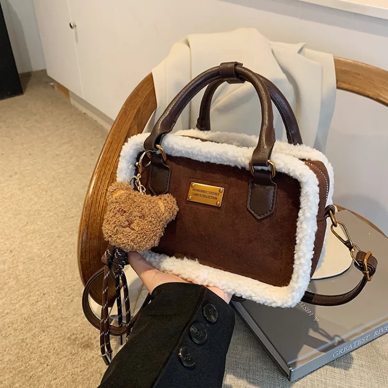 

Retro Winter Handbag Matte Crossbody Bag Small Plush Square Bag With Charm Adjustable Shoulder Strap Zipper Wallet женские сумки