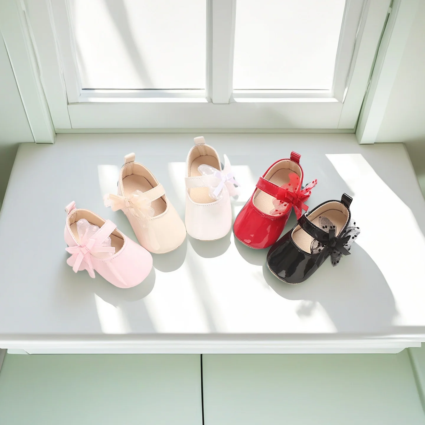 

Cute New 0-18M Girls' Newborn Baby Shoes Classic Fashion Soft Sole Casual Princess Shoes First Walker Soft Sole for Toddlers
