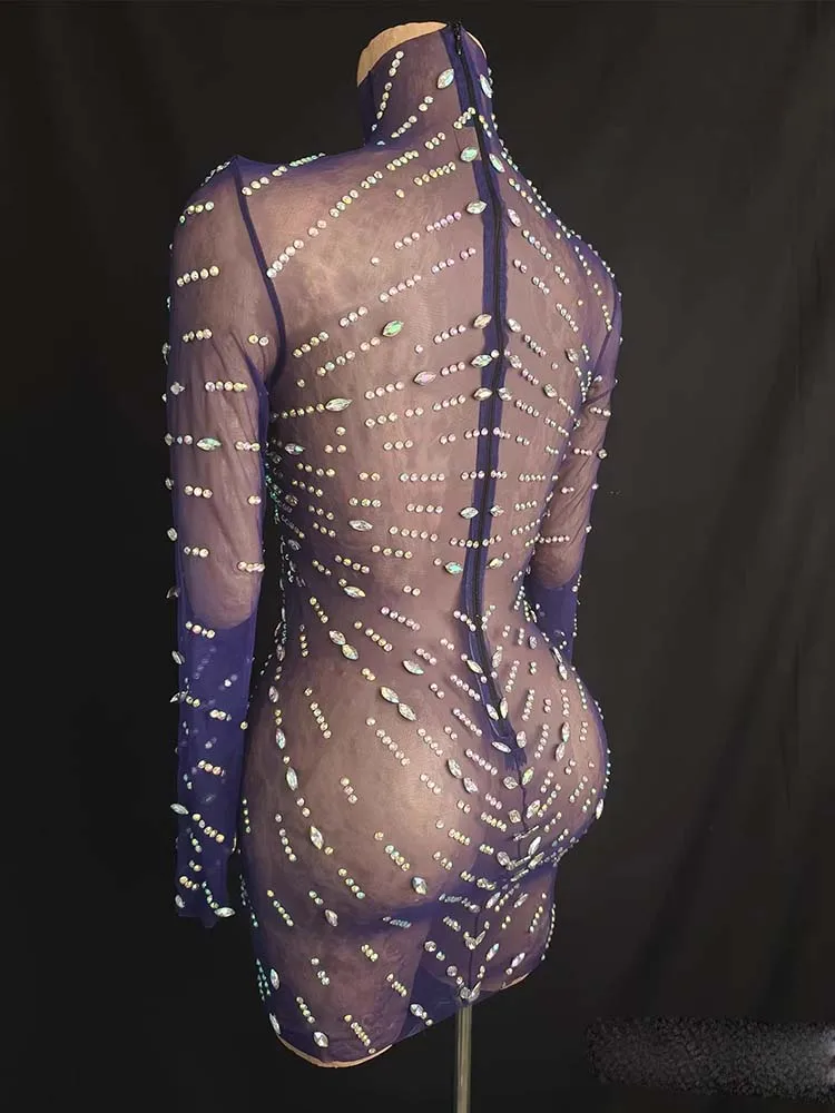 Abito da donna sexy con strass di alta qualità trasparente in rete nera che abbraccia l'anca 2025 Abbigliamento da donna personalizzato di nuova moda