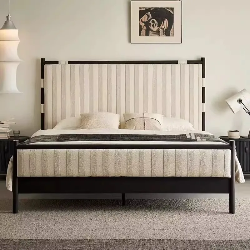 سرير من الخشب الصلب المقرمش الثلجي غرفة نوم رئيسية فرنسية 1.8 متر من خشب الرماد مزدوجة عالية القدم وشاشة عالية مسند ظهر مخطط عموديًا