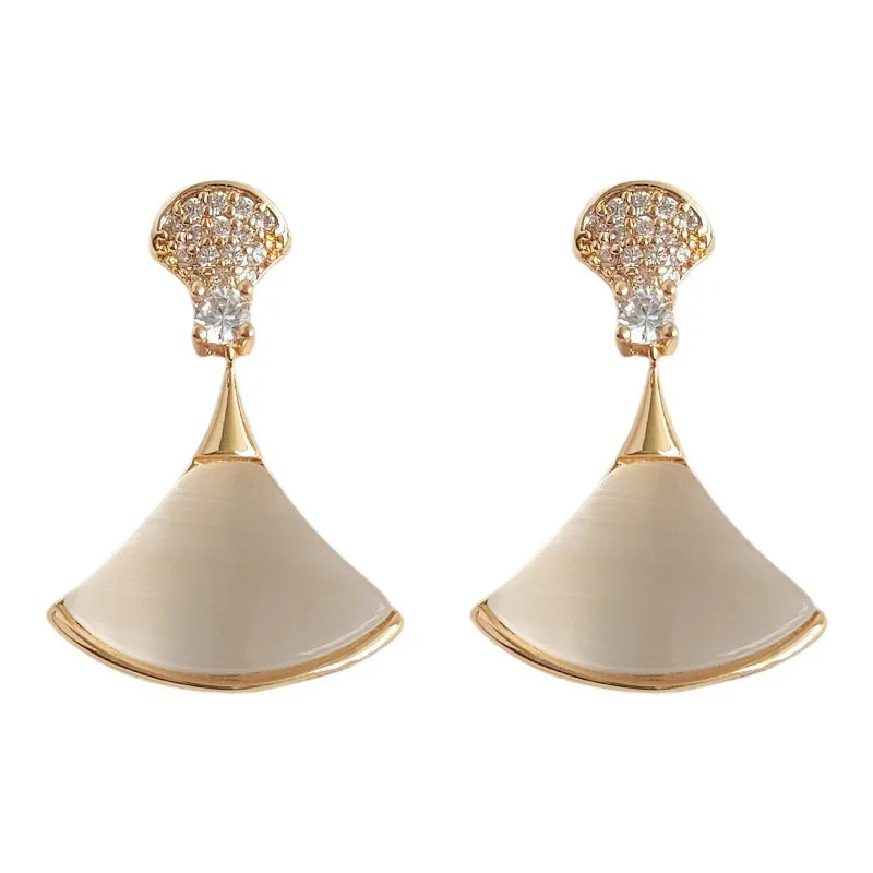 DIY accessories Vintage fan-shaped zircon earrings women's French light luxury windshield opal pearl necklace jewelry set index view 5