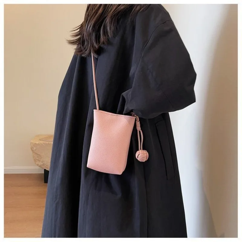 Summer messenger small bag girls new PU mini small square bag walking texture mobile phone bag view 2