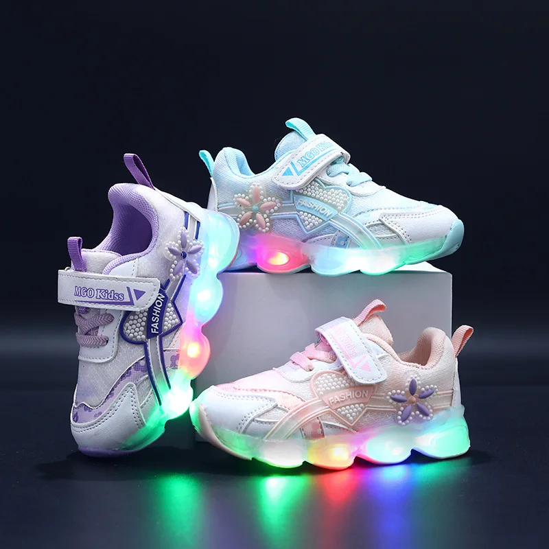 Children's LED Light Shoes Kid's Luminous Casual Sports Shoes Flower Mesh Breathable Girls' Princess Running Shoes 2-6 Years Old