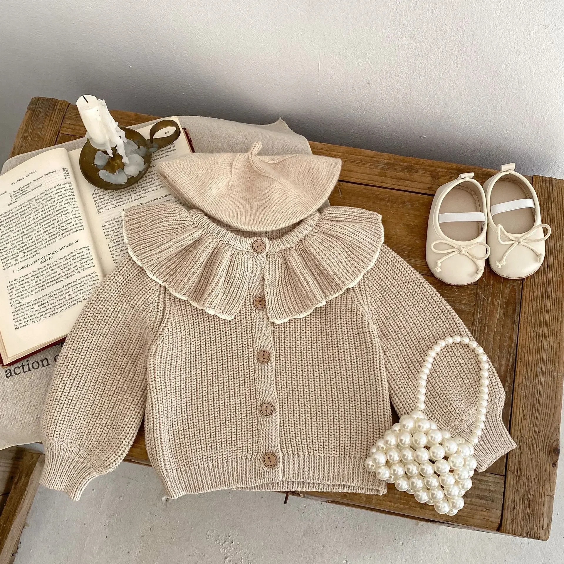 Childrens Clothing 2024 New Autumn Baby Girl Lace Collar Knitted Jacket Small Cardigan Sweater Top