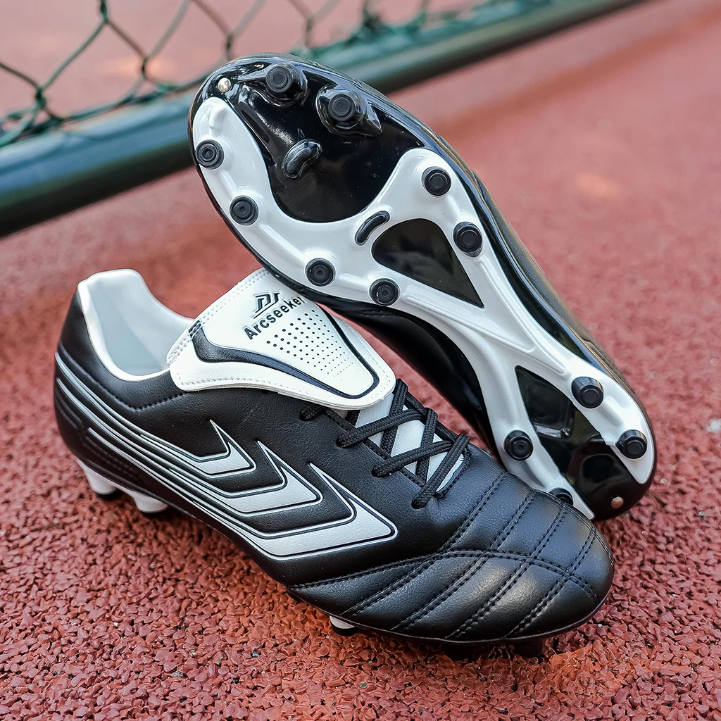 Low‑Cut AG Soccer Cleats, Textured Touch‑Control Synthetic Upper, Anti‑Collision Reinforced Toe, High‑Rebound EVA Midsole, Deep‑