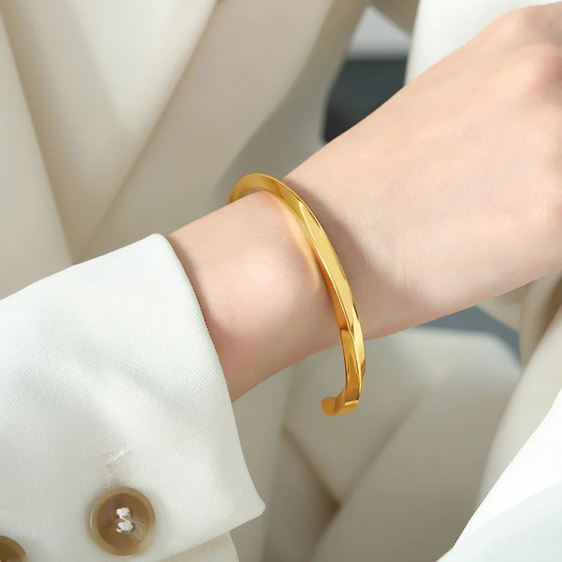 Stainless Steel Sideways No Fade Color Open Bracelets Bangle For Women Fashion Simple Bracelet Jewelry Gifts