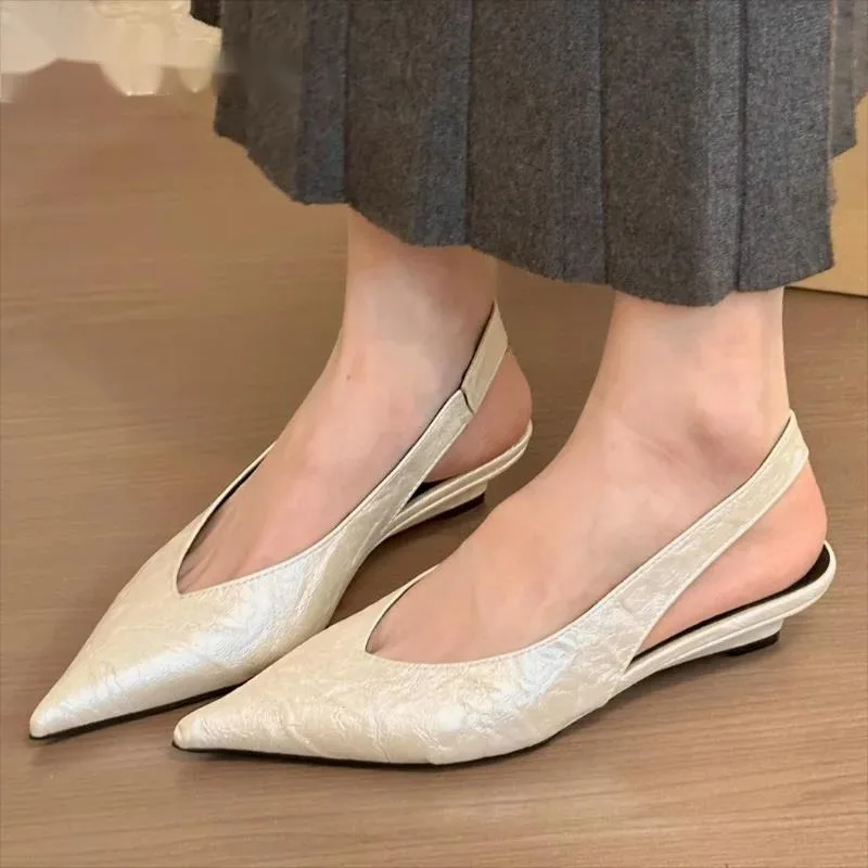 

Леопардовые женские сандалии, обувь на низком каблуке с острым носком, трендовые тапочки, летние пикантные сандалии с открытой пяткой, Sandalias De Mujer