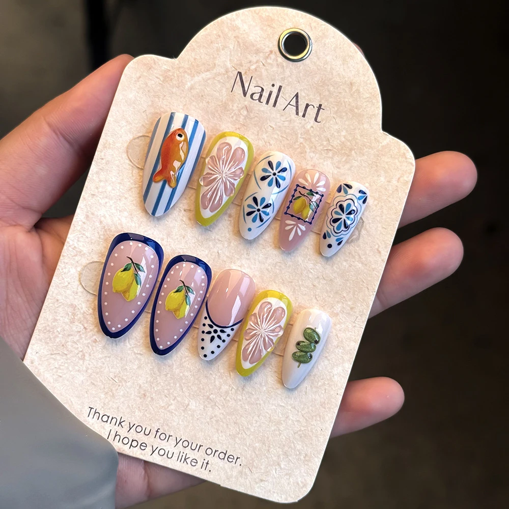 24 Stück Französische Süße Zitronen-Press-on-Nägel, Sommerliche Mittellange Künstliche Nägel, Mandelförmige Maniküre-Spitzen, Falsche Nägel für Frauen, Nageldekoration