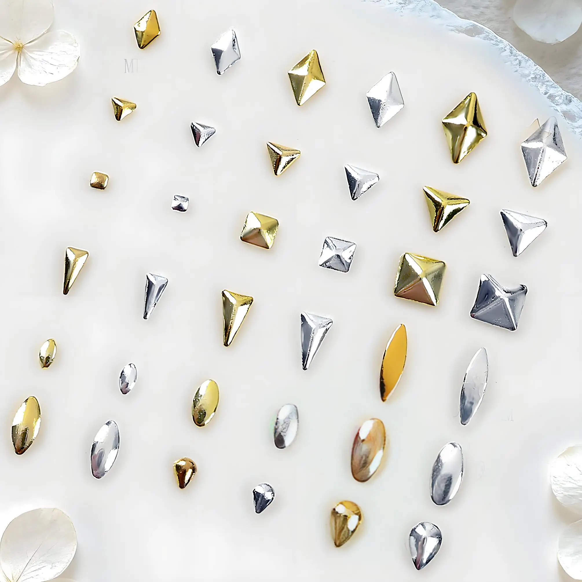 

500PCS Various Shapes 3D Metal Nail Art Rivets Accessories Decoration Parts Studs For Manicure Decor Nails Supplies Material