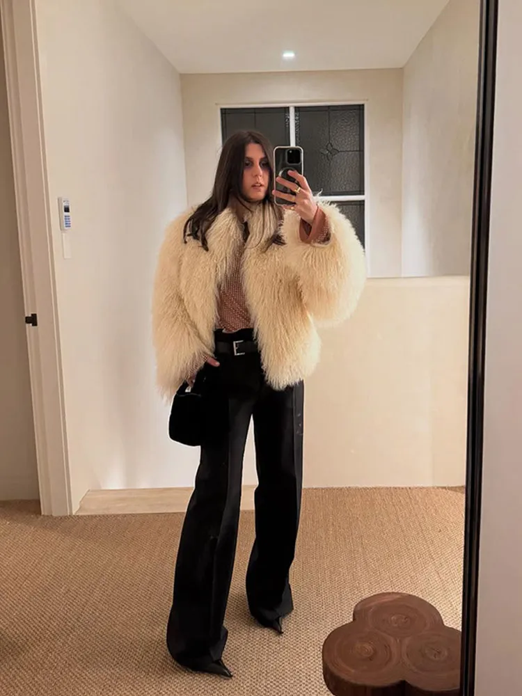 カジュアルなプラッシュフェイクファーコート レディース 長袖 エレガント ソフト 暖かい ルーズ カーディガン ジャケット 2025 秋 デイリー ハイストリート アウターウェア