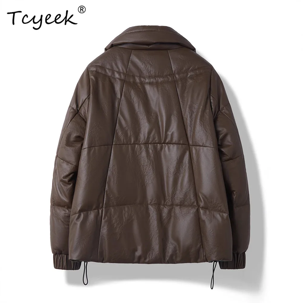 เสื้อแจ็คเก็ตหนังแท้สำหรับผู้หญิงไซส์ใหญ่ แบรนด์ Tcyeek ขนเป็ดขาว หนังแกะ สำหรับฤดูใบไม้ร่วงและฤดูหนาว ดีไซน์ปกเสื้อแบบลาペル ระดับไฮเอนด์