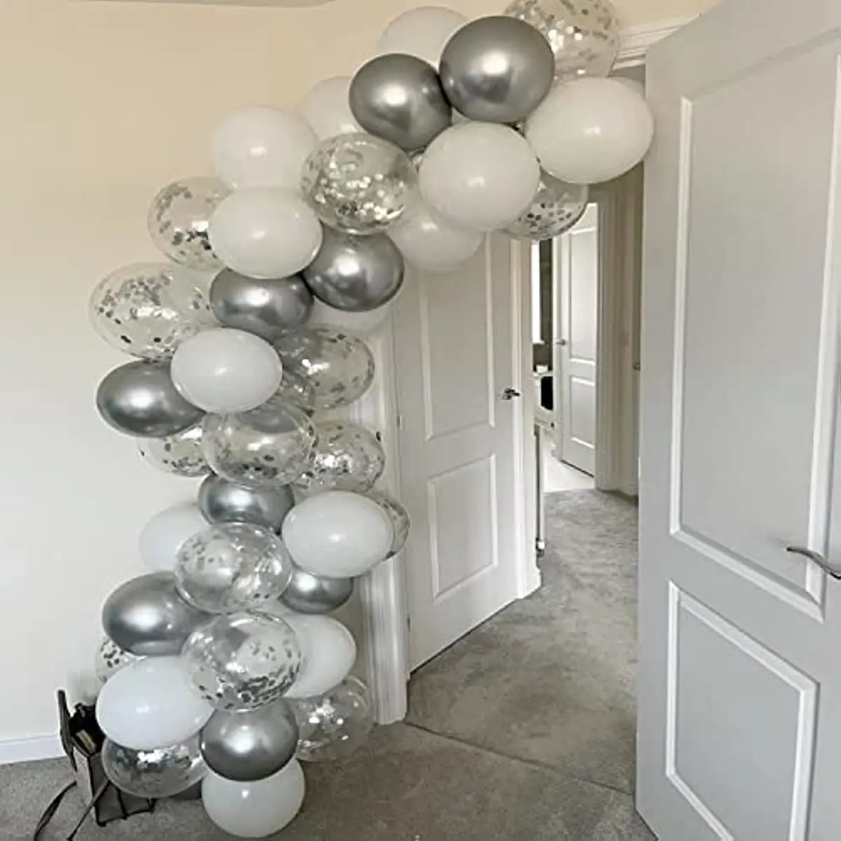 Black White Silver Balloon Garland Kit for Graduation Birthday Wedding Birthday New Year Celebrate Baby Shower Party Decorations