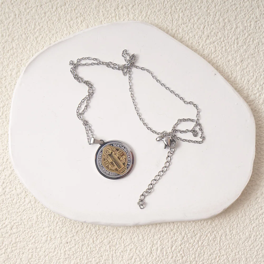 الفولاذ المقاوم للصدأ سان بينيتو قلادة معدنية سانت بنديكت وسام المختنق كولير فام