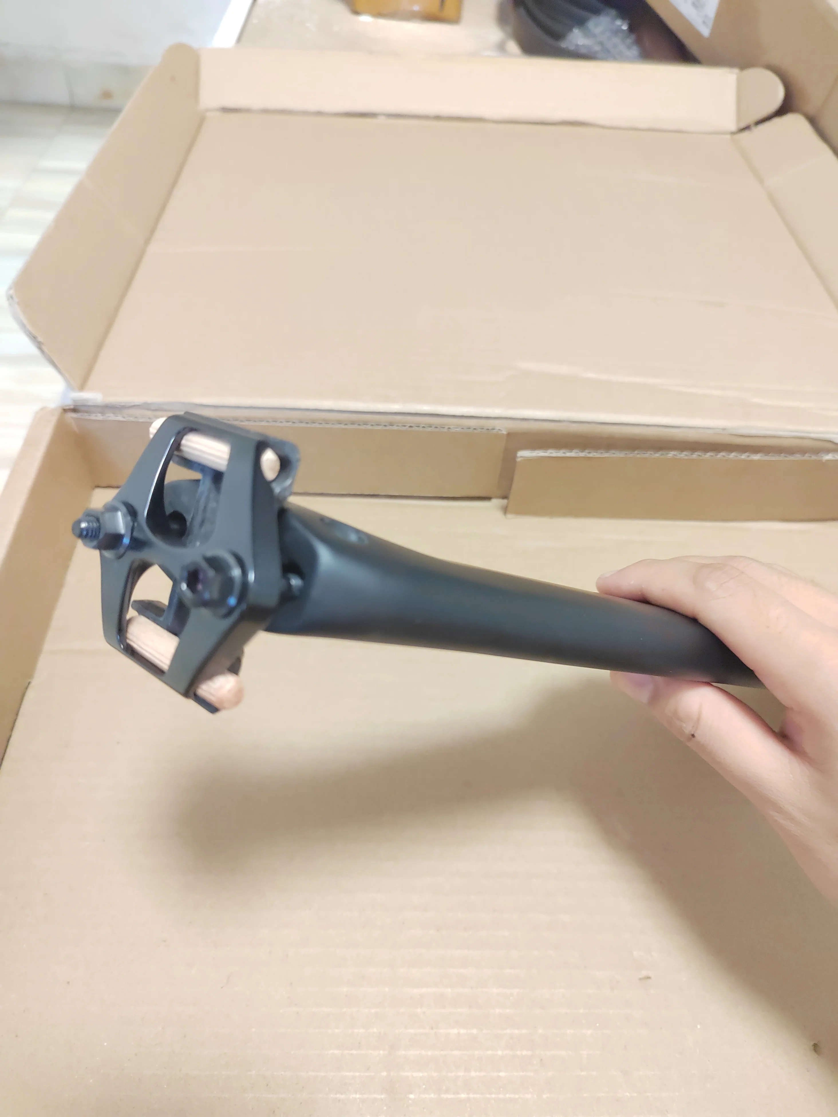 HY подходит для подседельных штырей серии Cervelo S, S3, S2, сверхлегкого прямого горного велосипеда из нержавеющей стали.