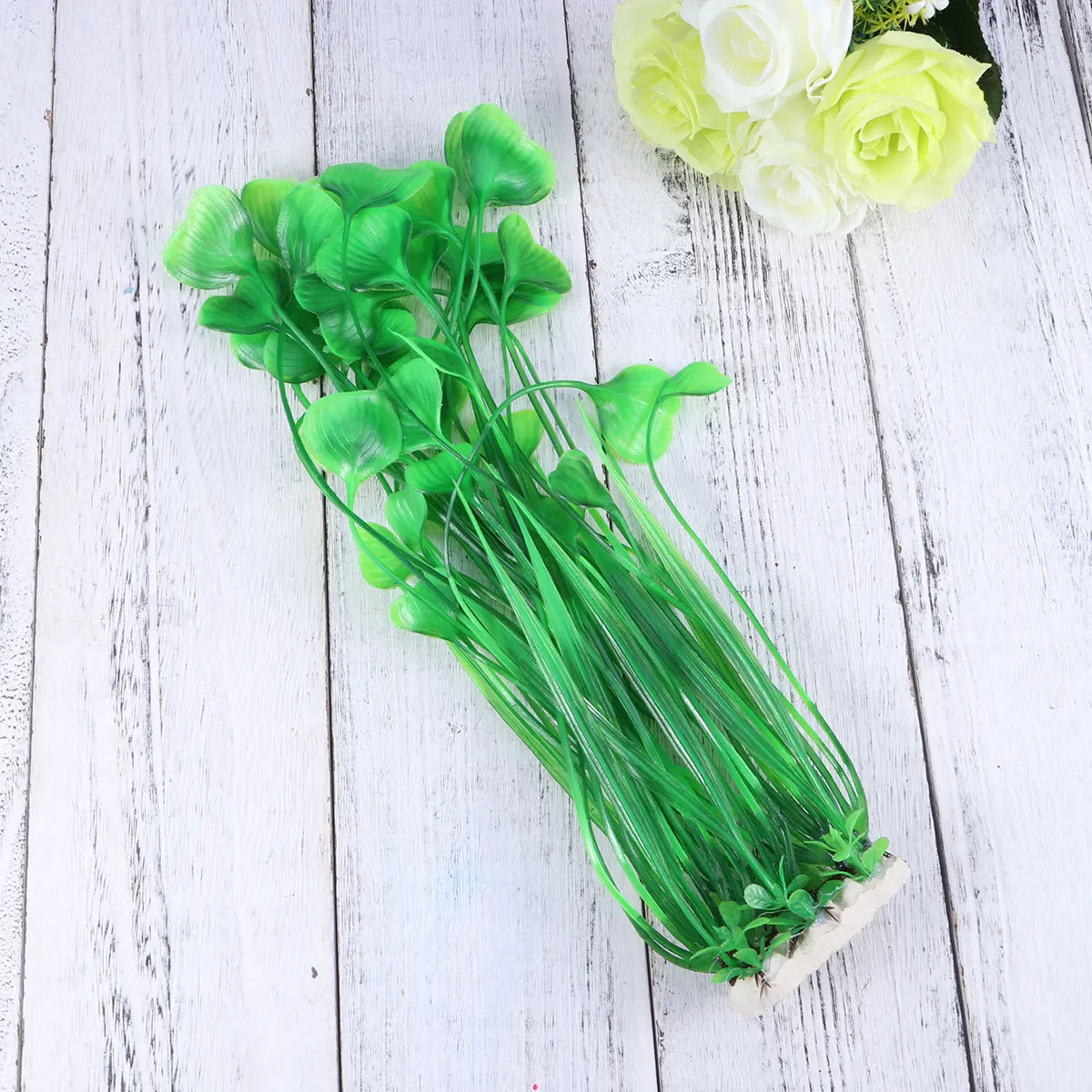 

Aquarium Fish Tank Plastic Green Artificial Water Grass Safe Non-Rust Fish Tank Ornament Lifelike Decor for All Fishes