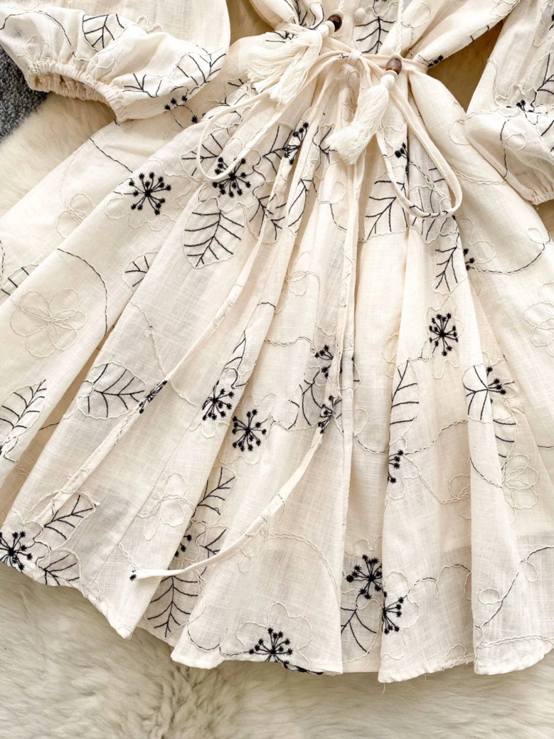 Vestido de Verão Estilo Boêmio com Estampa Floral para Mulheres, Saia Vintage com Cintura Ajustável e Mangas Curtas