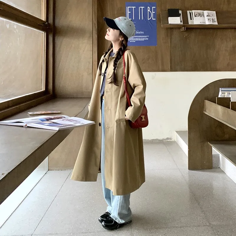 

A new youthful versatile comfortable and skin-friendly khaki single-breasted long trench coat