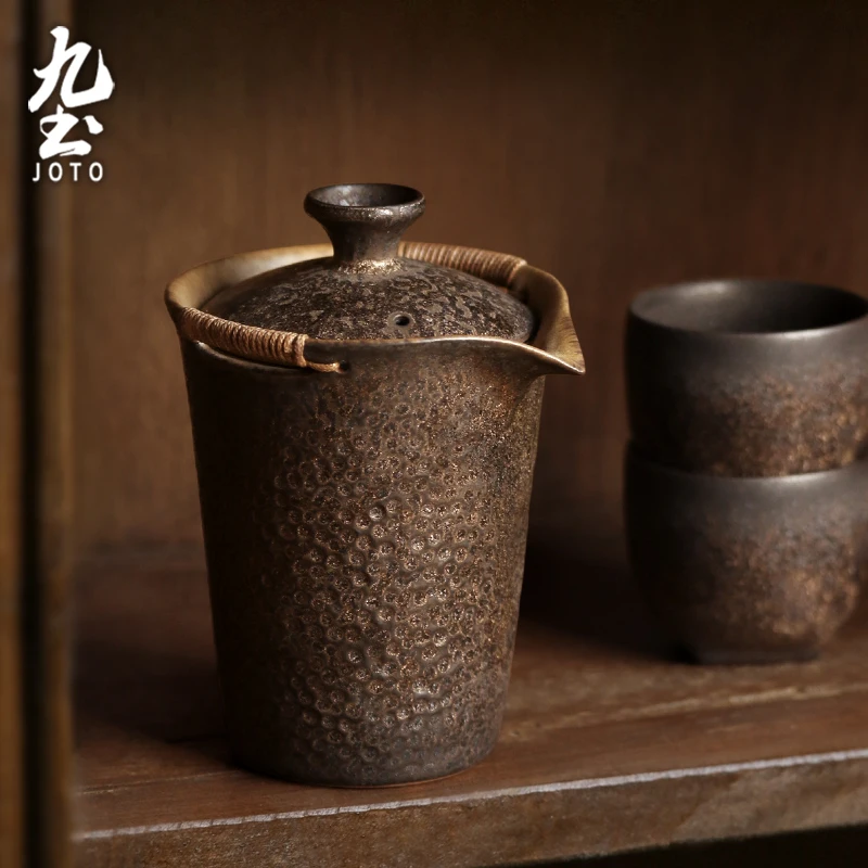 

JOTO Elegant and Functional Design Kiln-Glazed Gold Handled Kung Fu Teapot Set CHR0642