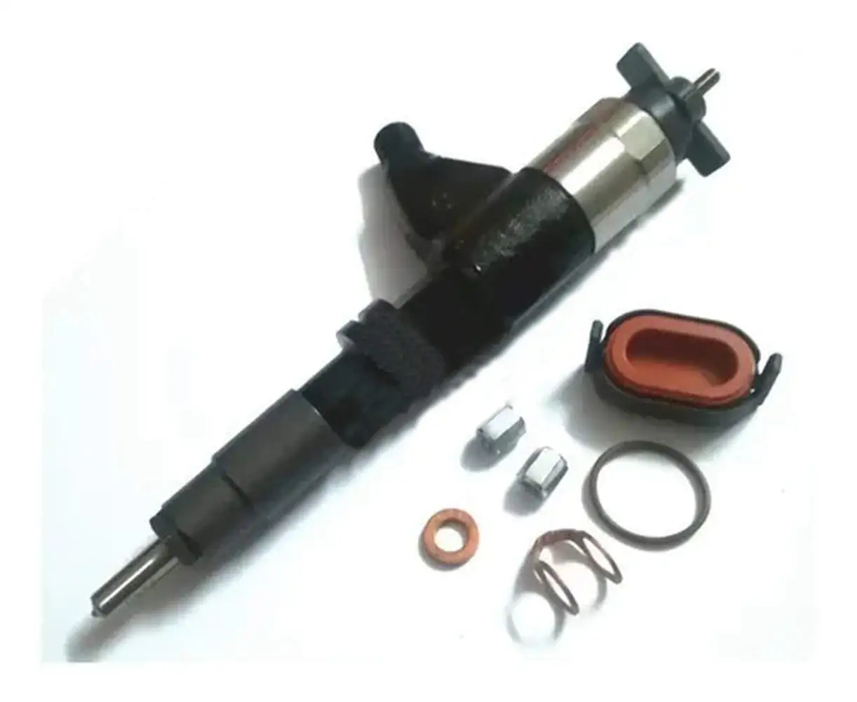 Fuel Injector 095000-6310 RE530362 RE531209 For Tractors 1104, 1204, 1354, 1654, 1854, 2054, 2104, 6105M, 6110B, 6120B, 6125M