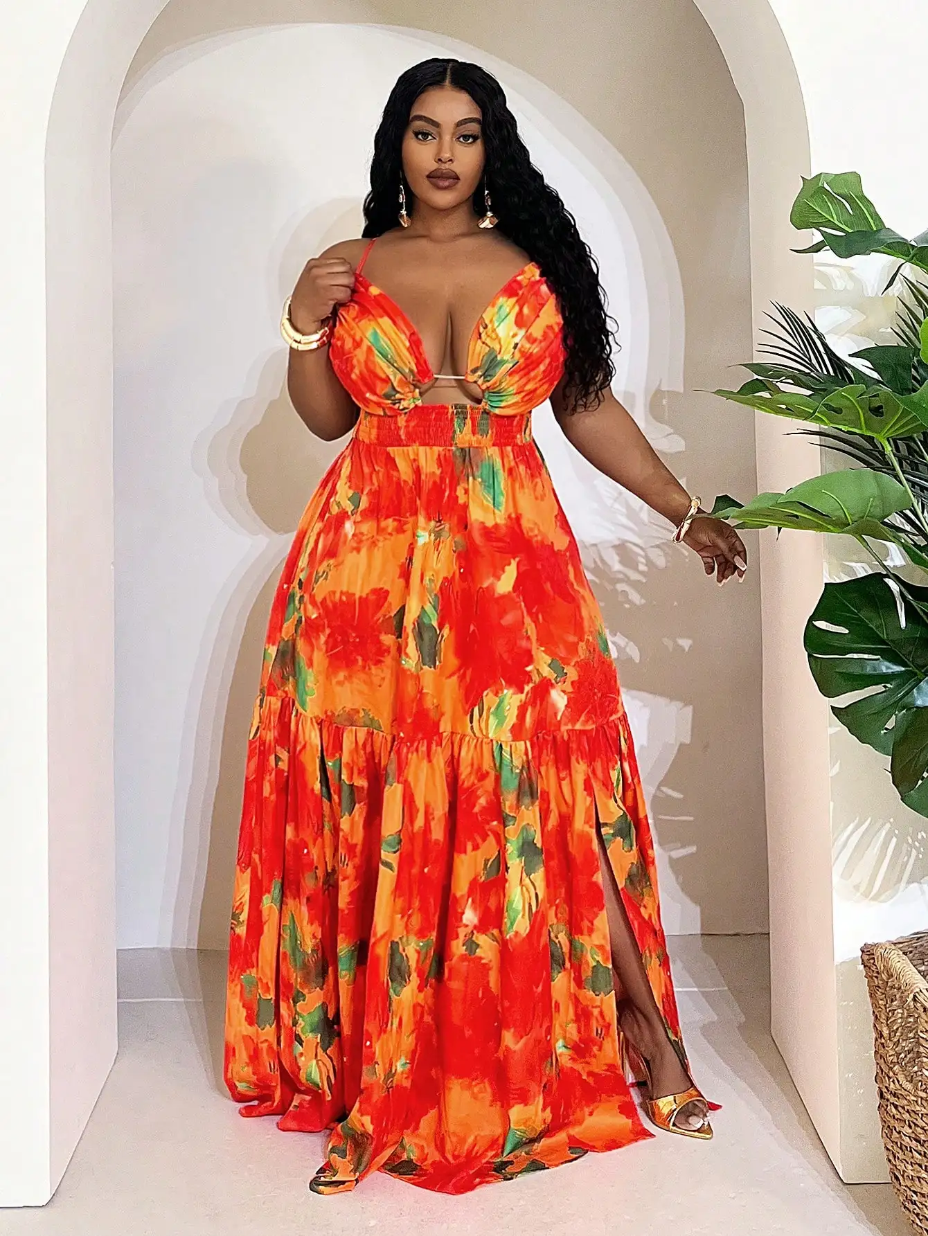 

Plus Size Floral Print Maxi Dress with Halter Neck and Side Slit