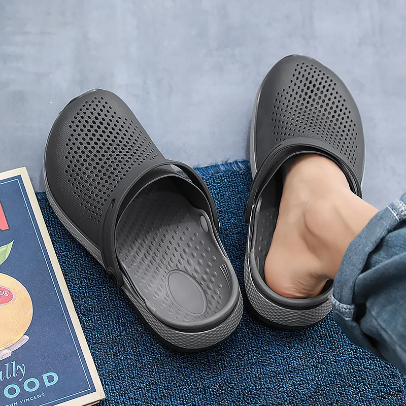 

Unisex Summer Closed Toe Soft Sole Clogs Extra Thick Cushion Cloud Sandals Non Slip Beach Walking Shoes