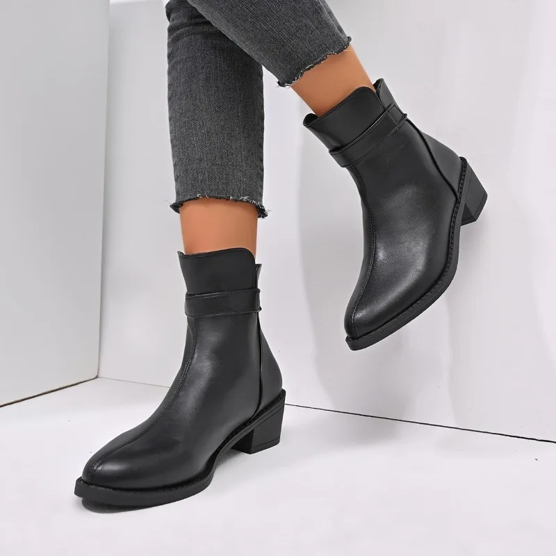 

Anti-slip Soft bottom Keep WarmWomen Leather Ankle Waterproof Rubber Walking Shoes Fashion Ladies Winter Short Boots