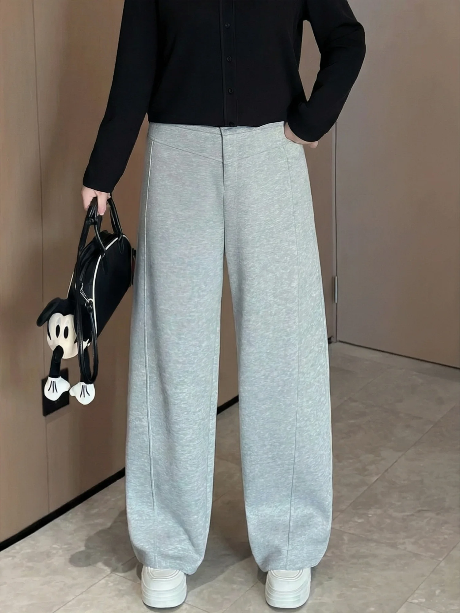 

Брюки с высокой талией и широкими штанинами на резинке, весенняя коллекция, для фигуры типа «груша», скрывающие бедра, повседневные спортивные брюки, модные, больших размеров, женские