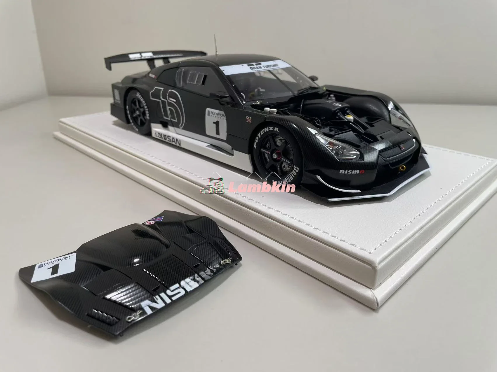 AUTOart 1/18 GT-R gt500 game version gt5 black carborn gtr openable Collectible Christmas Gifts Ornaments Car Model