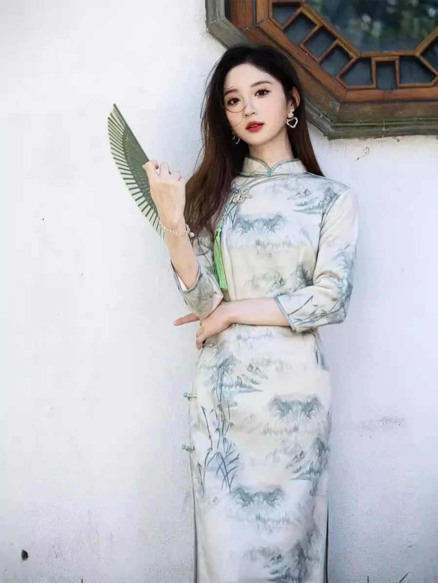 

Осень 2023, новый стиль, длинное платье Cheongsam с восемью пуговицами, художественное платье Cheongsam для похудения, Cheongsam Qipao