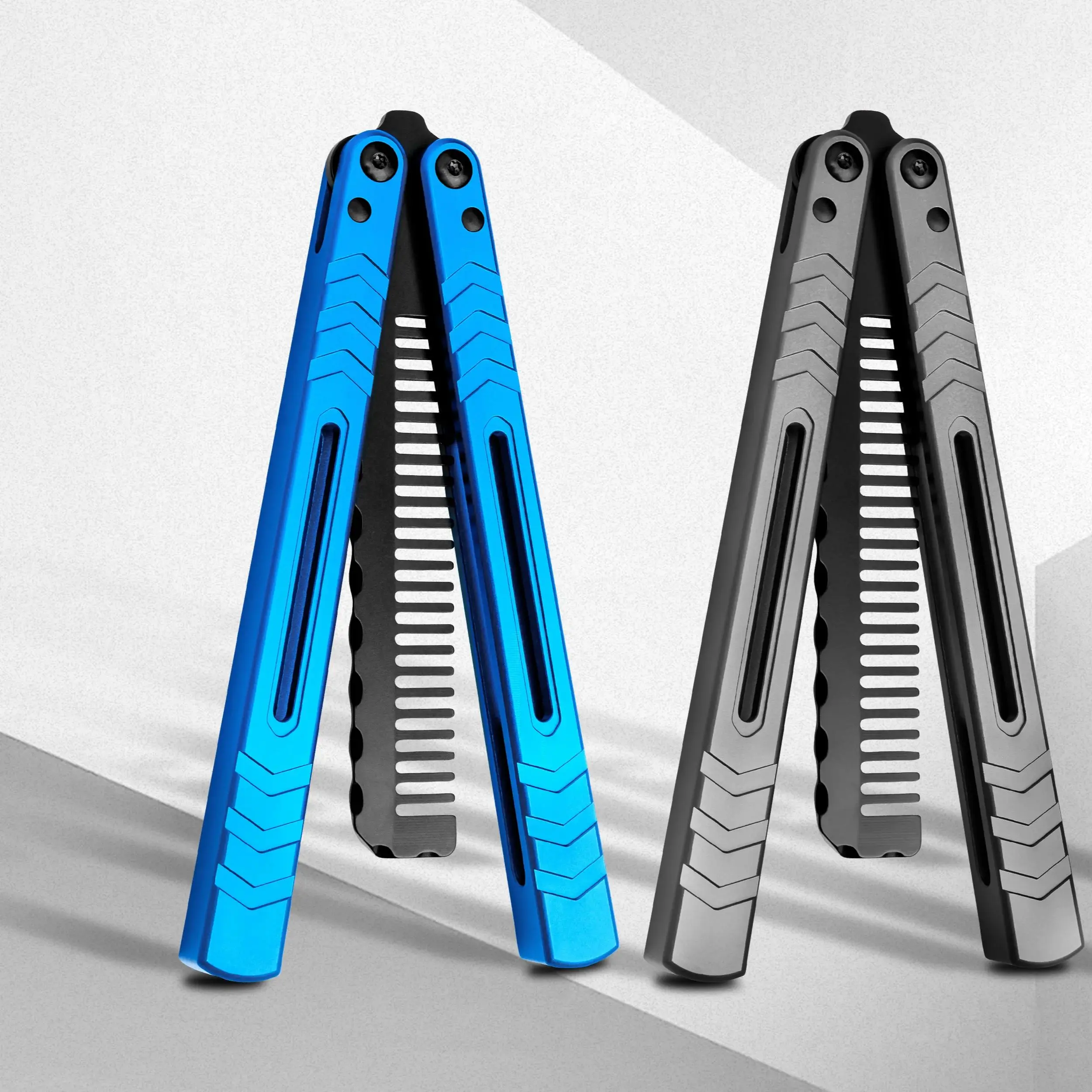 

Foldable Comb Aluminium Alloy Handle Stainless Steel Practice Training Butterfly Knife Comb outdoor portable EDC Tools Gift
