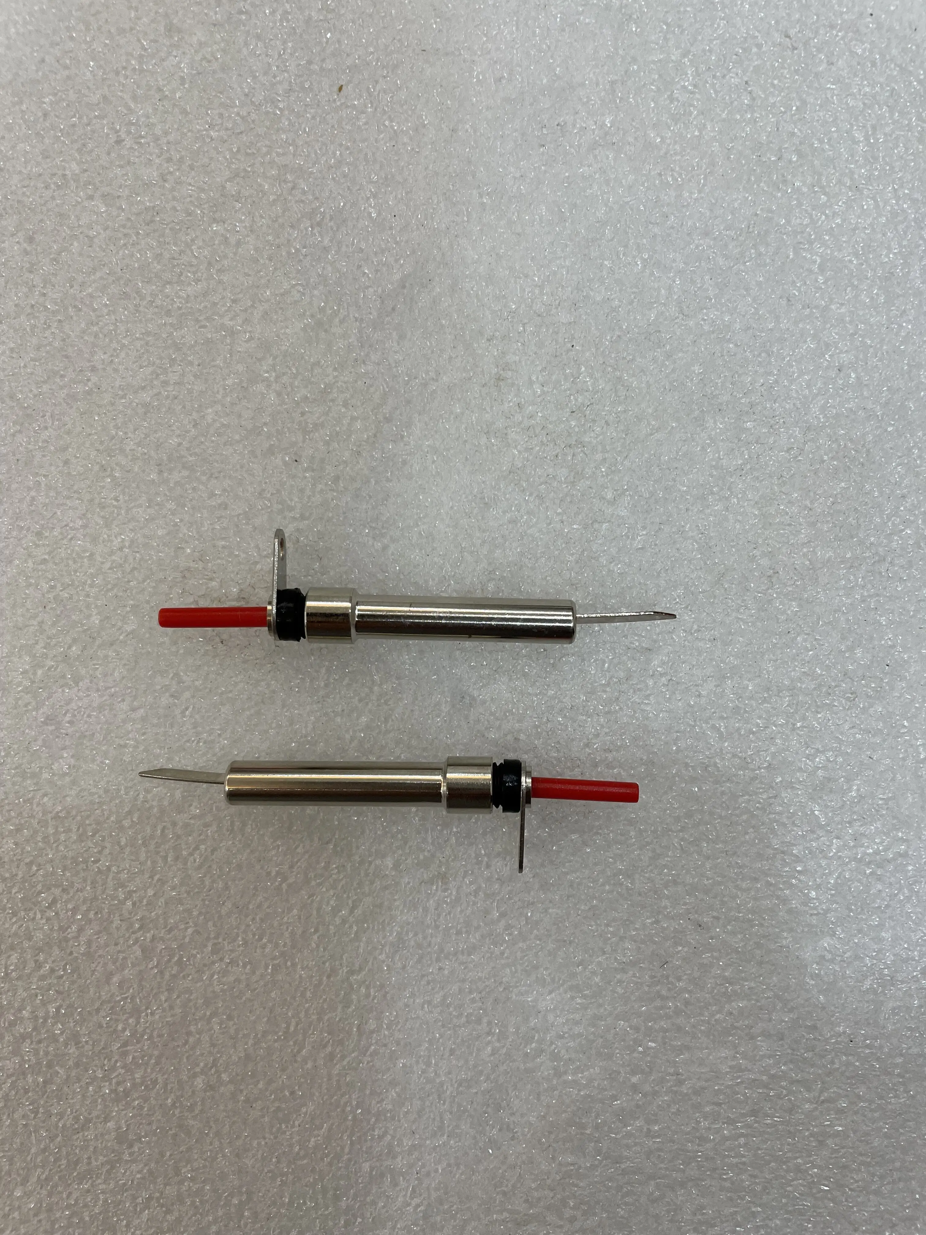 SOOSAN SS-604U2 Tất Máy Sử Dụng Kim Cảm Biến AP68100