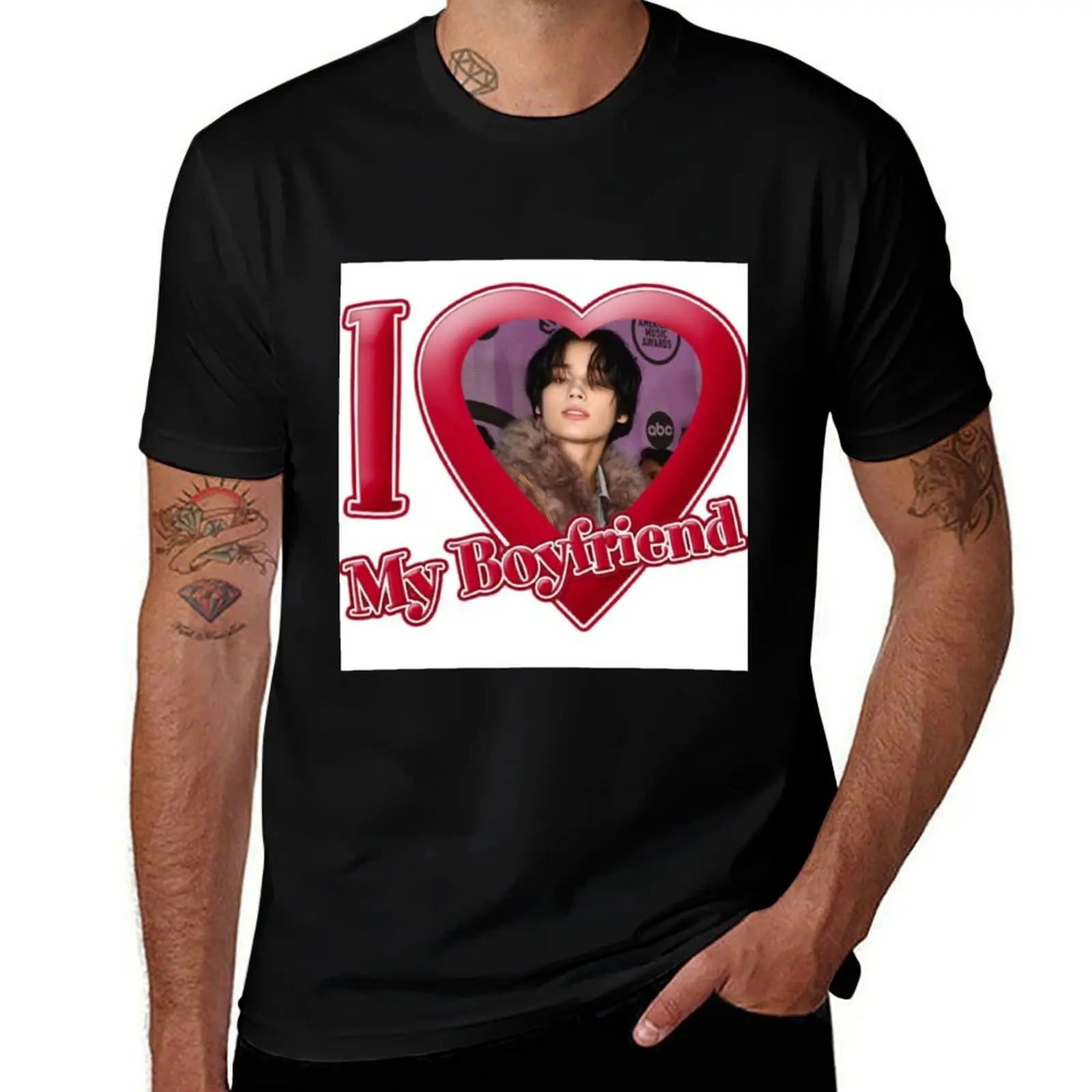 

Huening Kai (TXT) I love my boyfriend T-Shirt croswit shirt man tops tees topping mens t shirts casual stylish